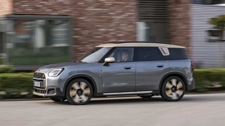 2025 Mini Countryman SE