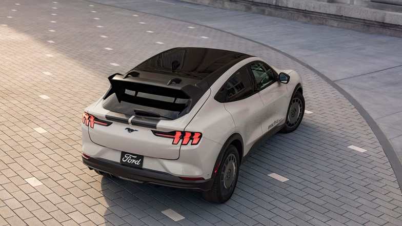 2025 Ford Mustang Mach-E