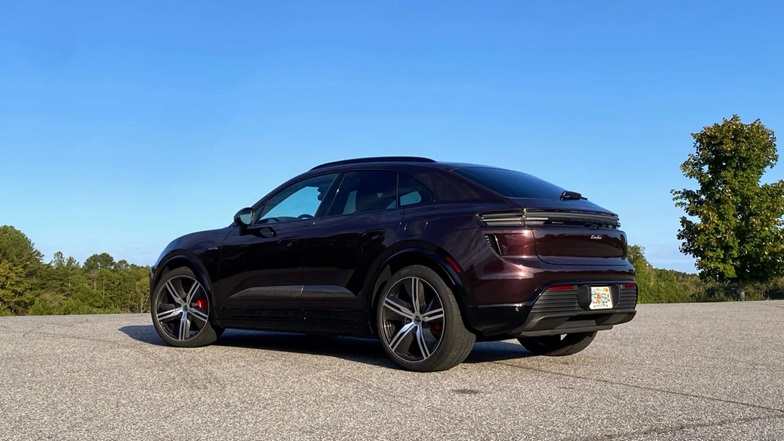 2024 Porsche Macan