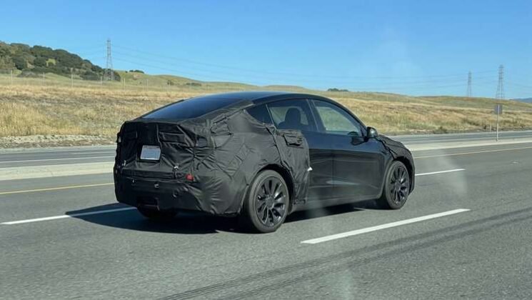 Tesla Model YL Prototype Spotted on US Roads for the First Time ...