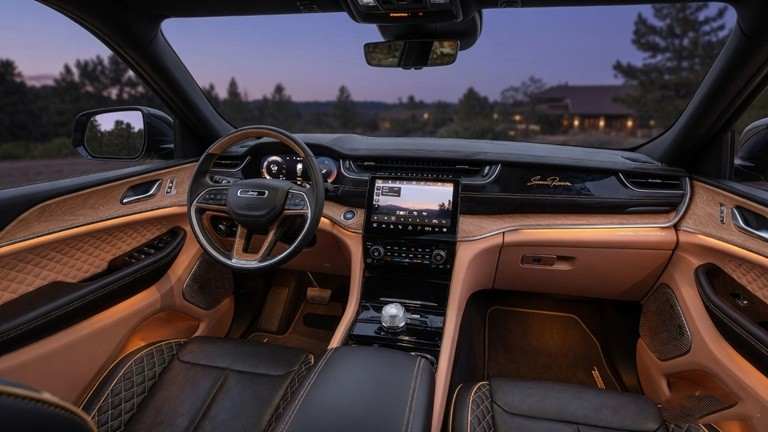 2027 Jeep Grand Cherokee