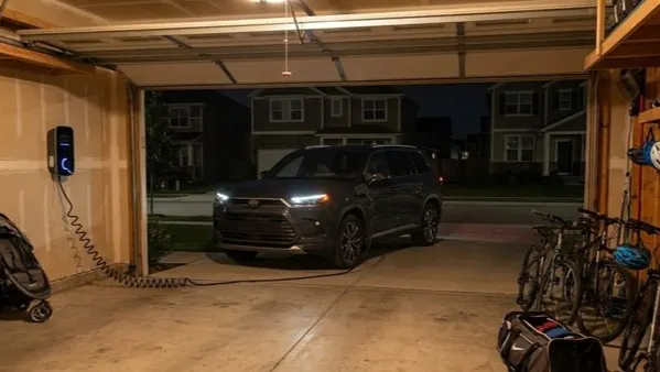 2027 Toyota Highlander Hybrid
