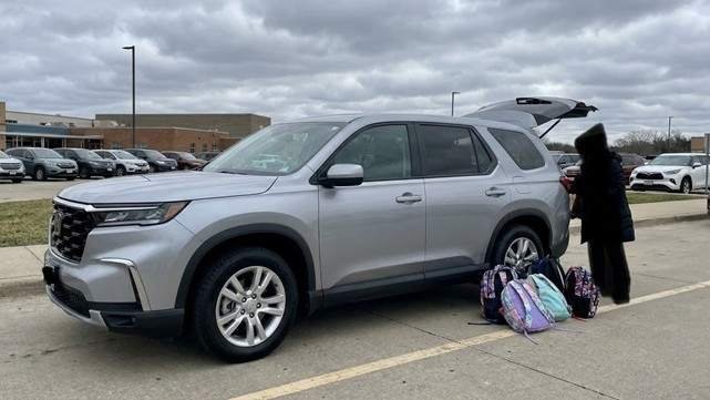 2026 Honda Pilot Trim Walk