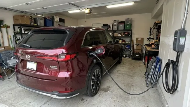 2028 Mazda CX-90